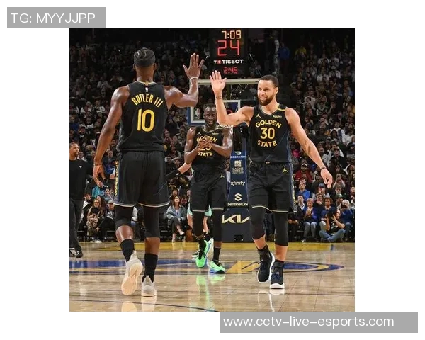 科尔巧妙排兵布阵库里追梦库明加桑托斯波斯特联手出击