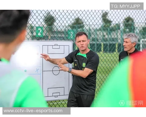 肖赧分析塞蒂恩与拉米罗执教理念分歧及争执背后的原因与影响