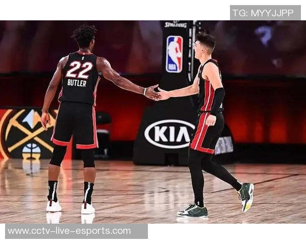 扎威替补表现出色28分钟内14投8中三分命中率高达50砍下20分助力球队进攻稳定 扎威替补表现出色28分钟内14投8中三分命中率高达50砍下20分助力球队进攻稳定