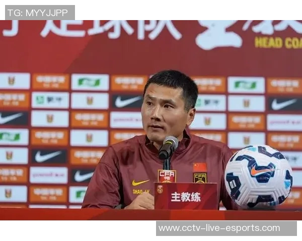 国足新任教练邵佳一团队已抵达肇庆全员将于四日集结备战