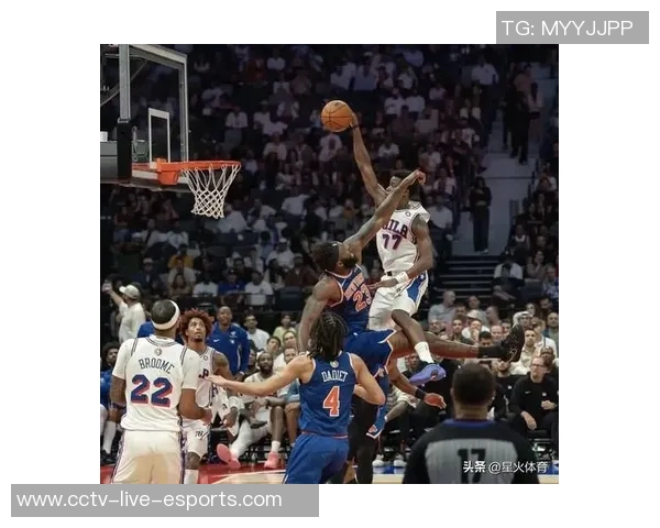 关键时刻不畏挑战埃奇库姆17投6中斩获17分8板9助攻表现出色